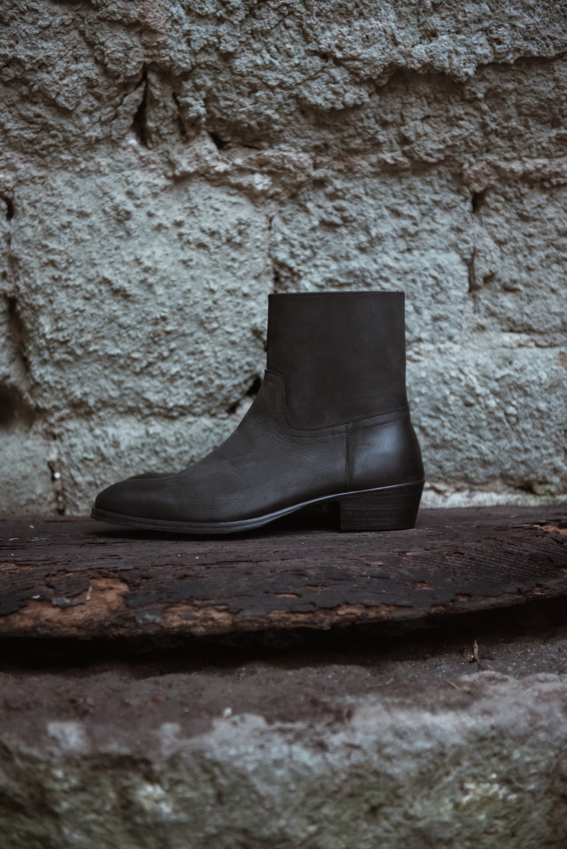 Stivale Con Zip Nero