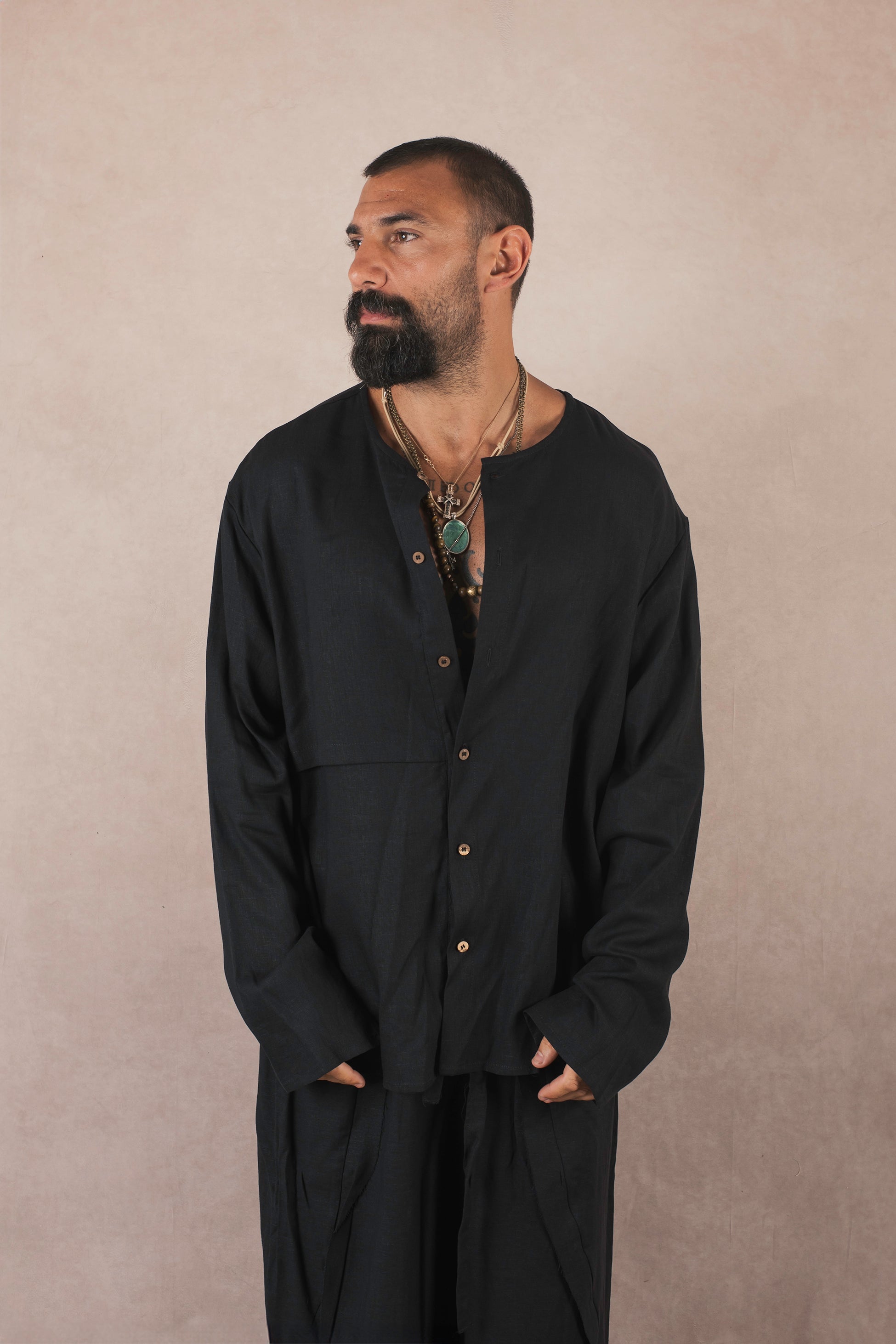 Camicia Spacco In Lino nero