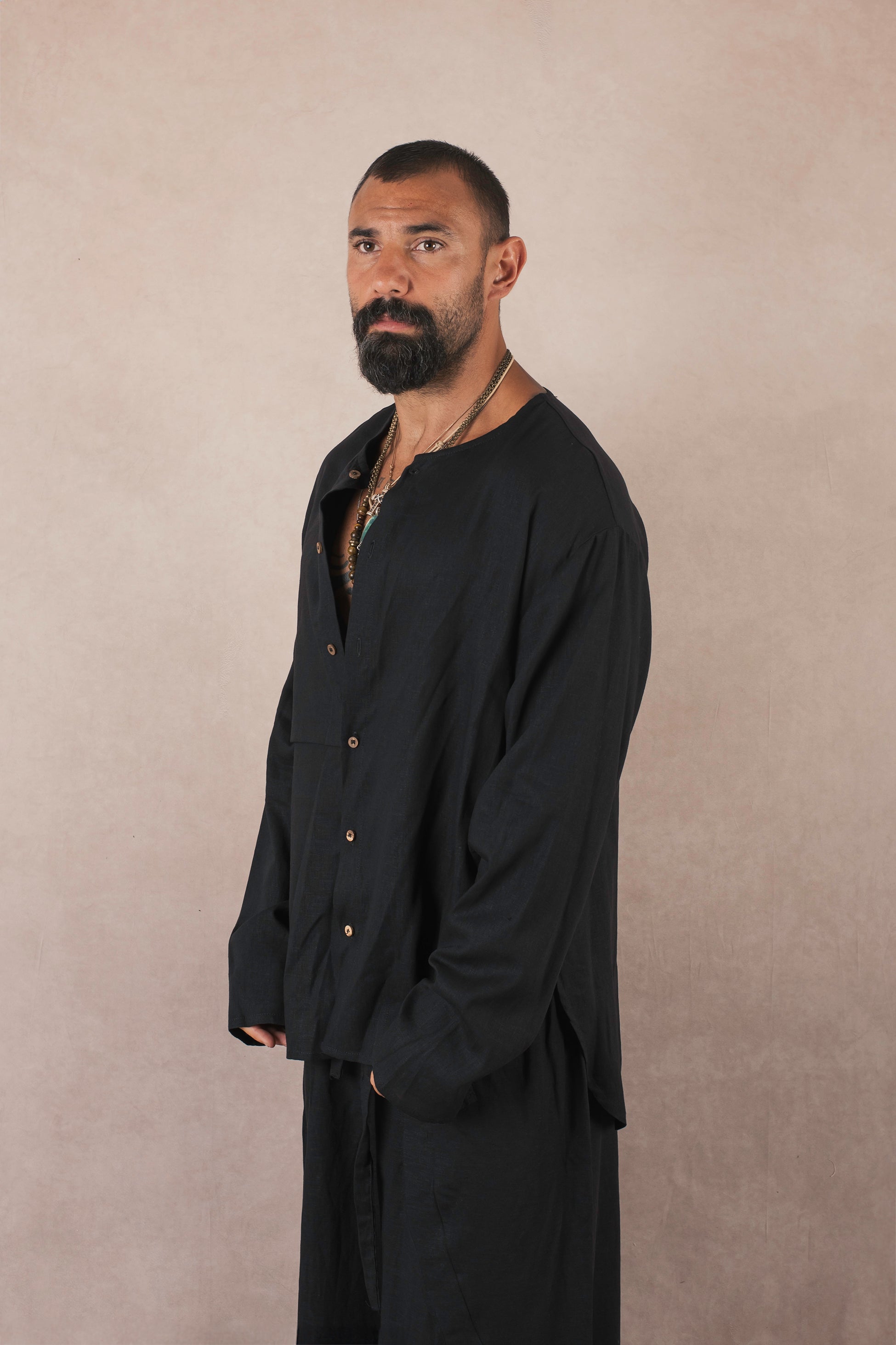 Camicia Spacco In Lino nero