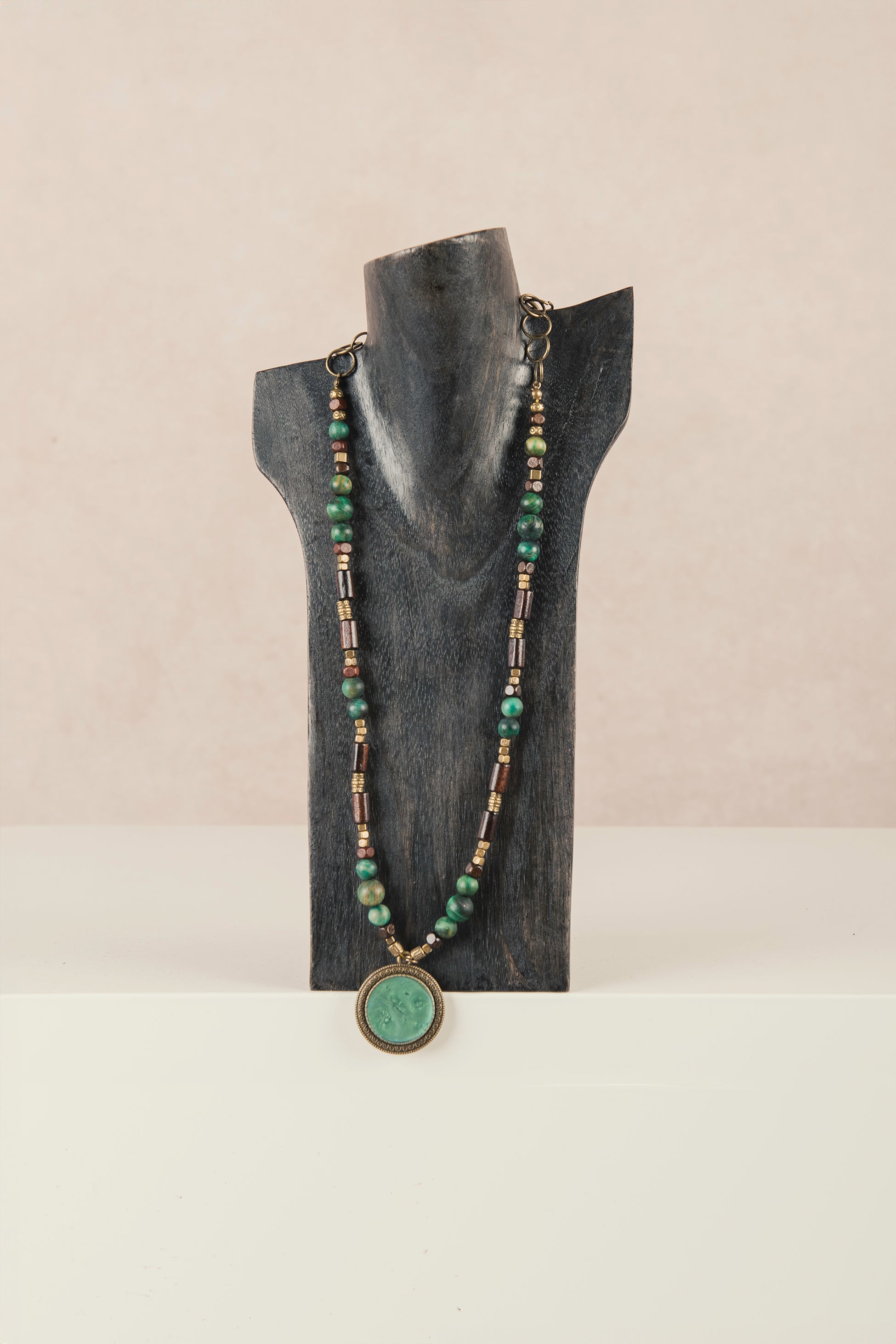 Collana Milagros verde con ciondolo