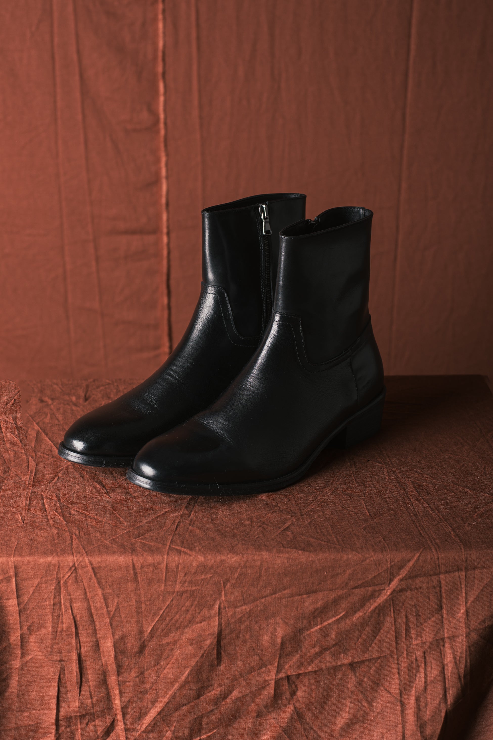 Stivale Con Zip Nero