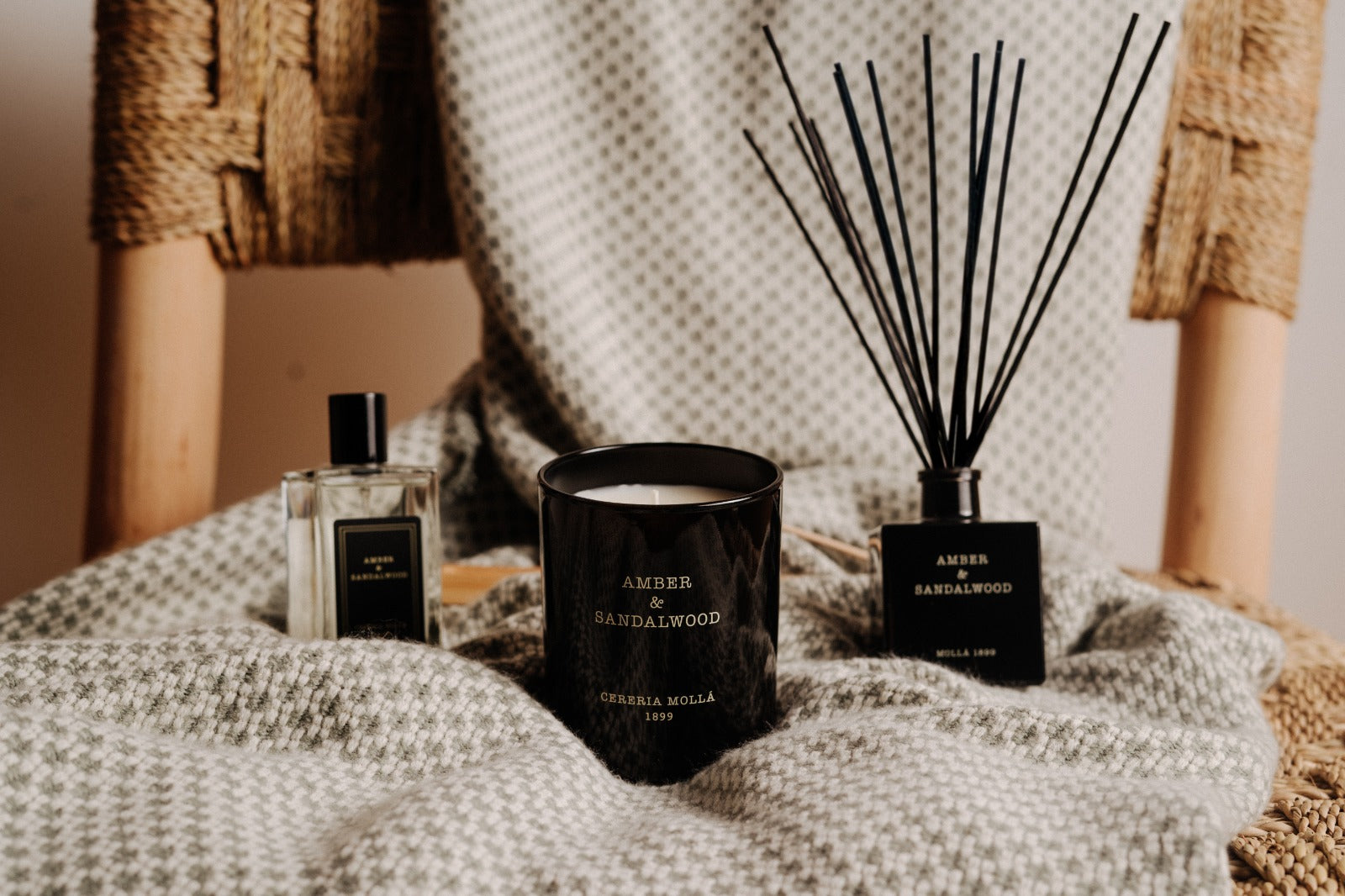 Amber and Sandalwood 230g