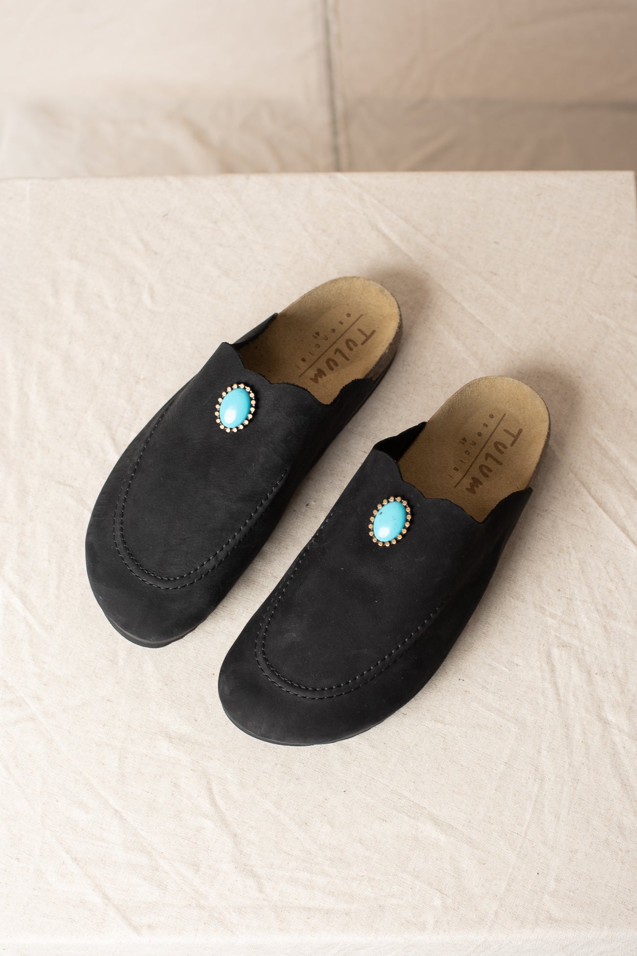 Mules Con Pietra Nero