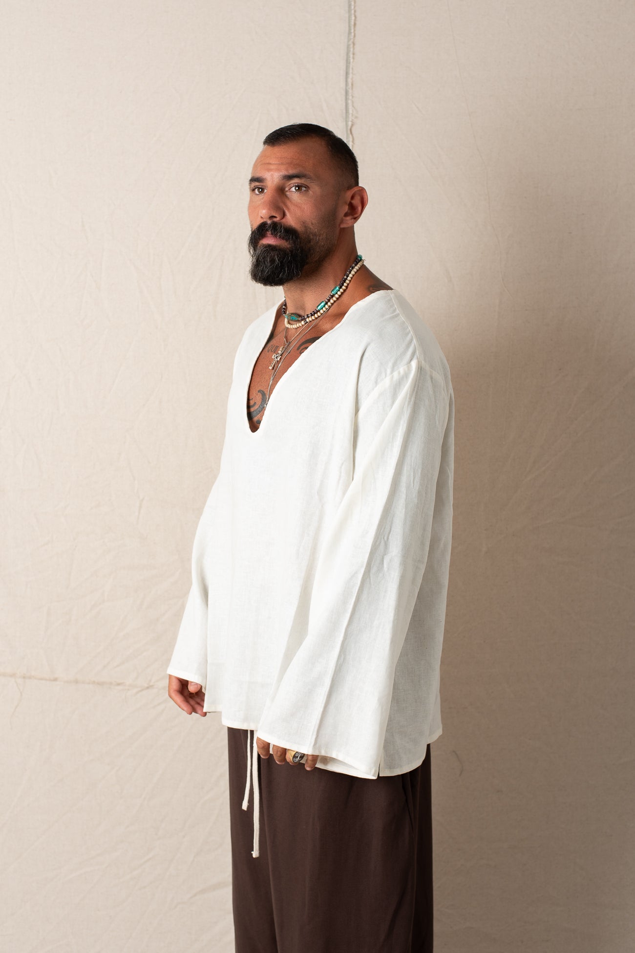 Maglia V In Lino Bianco