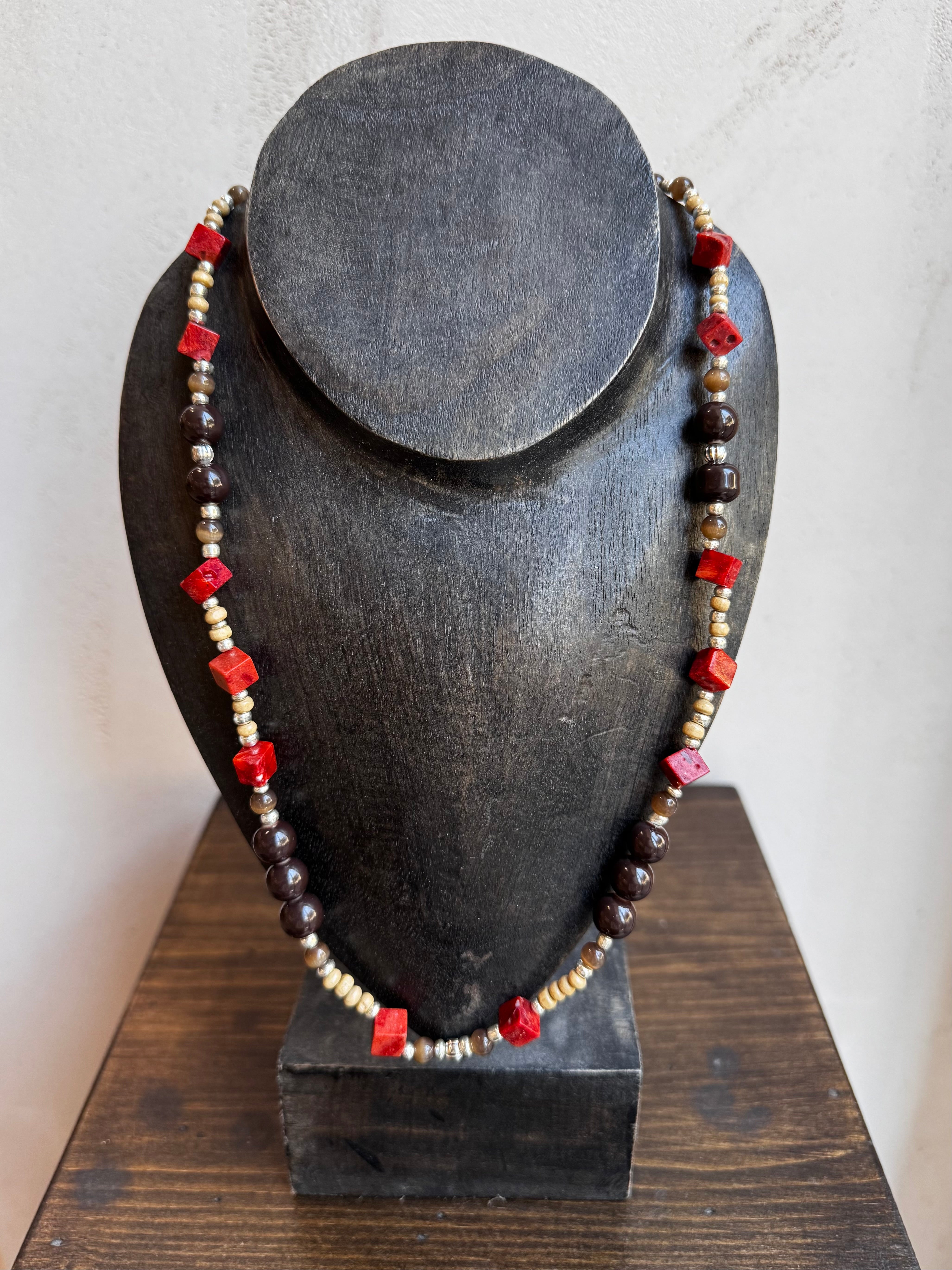 Collana Ember lunga