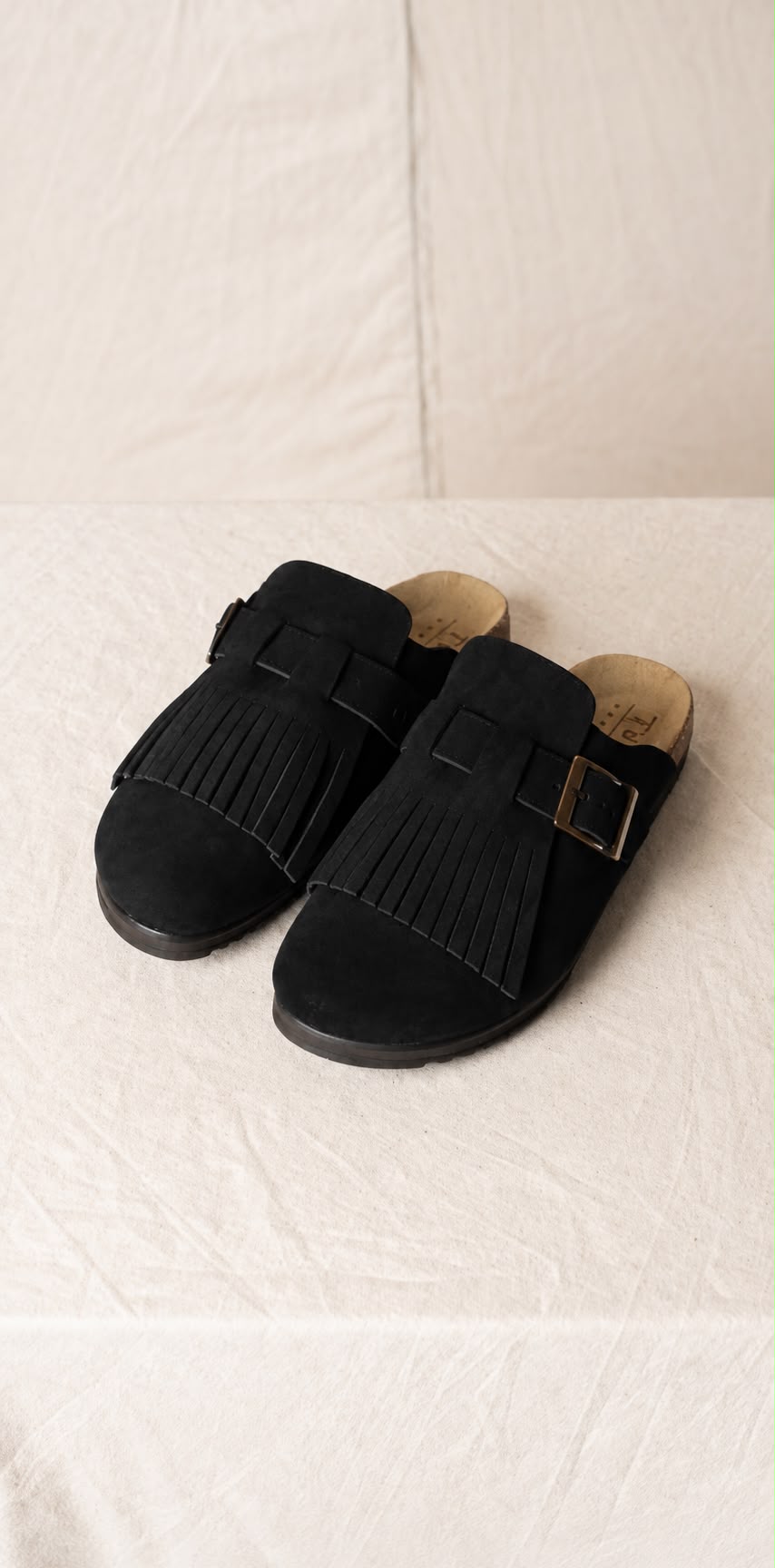 Mules Con Frangia Nero