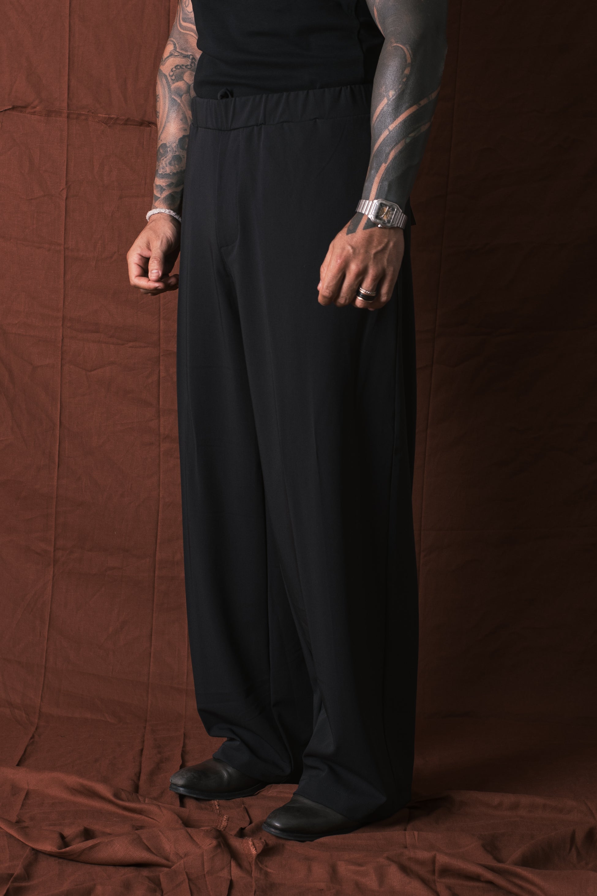 Palazzo Con Elastico Nero