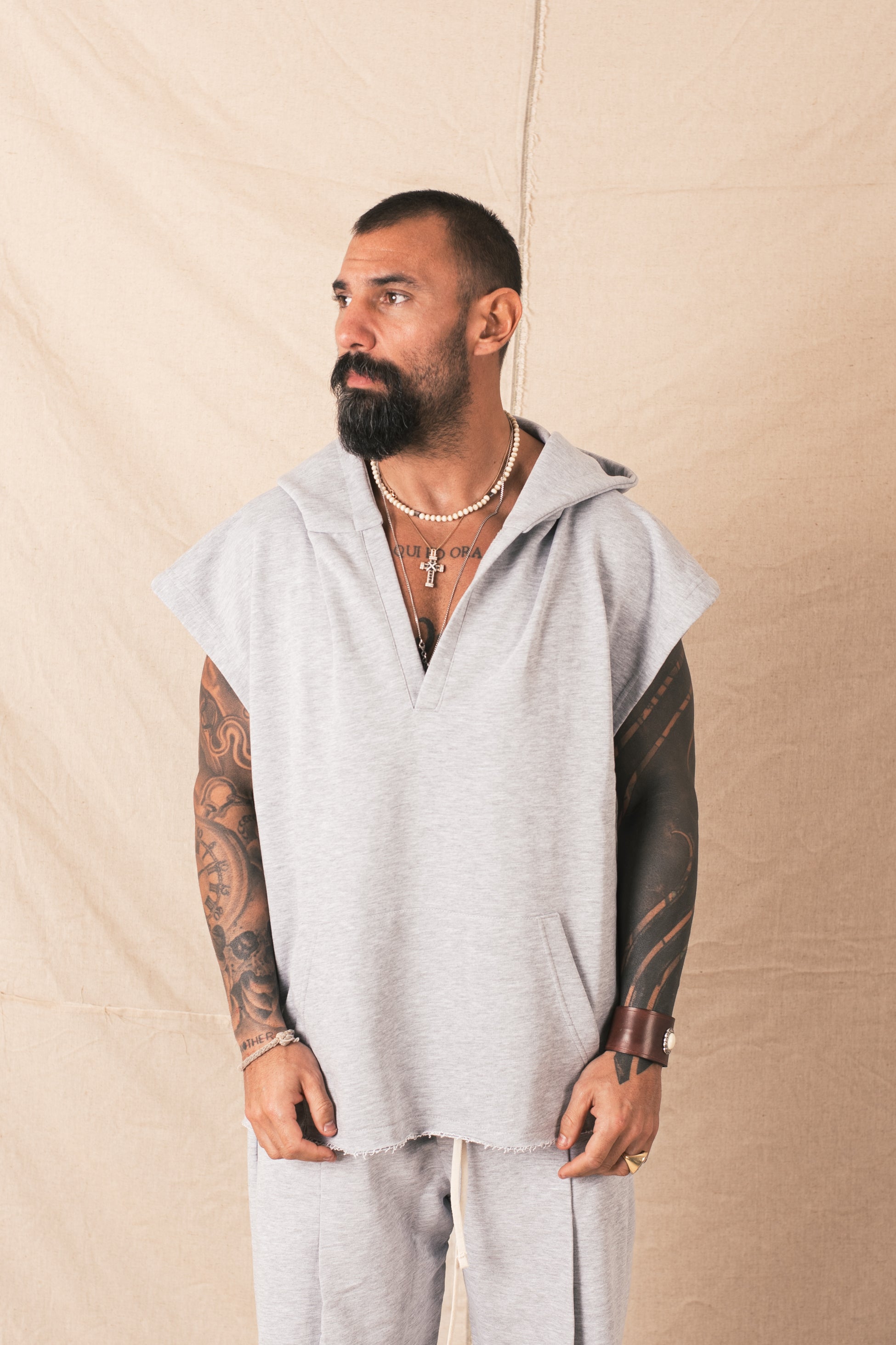 Felpa Smanicato Cappuccio Grigio