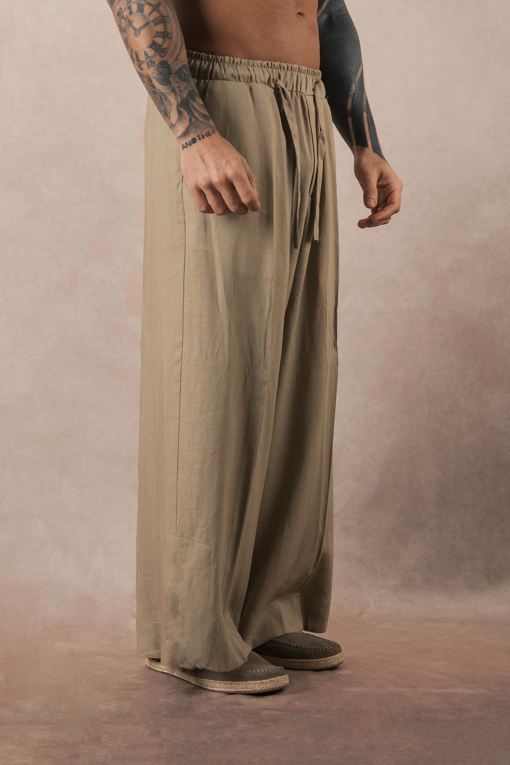 Japan Over In lino Khaki