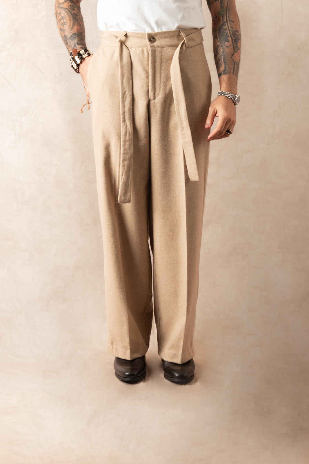 Pantalone Palazzo Con Bottone In Lana Beige