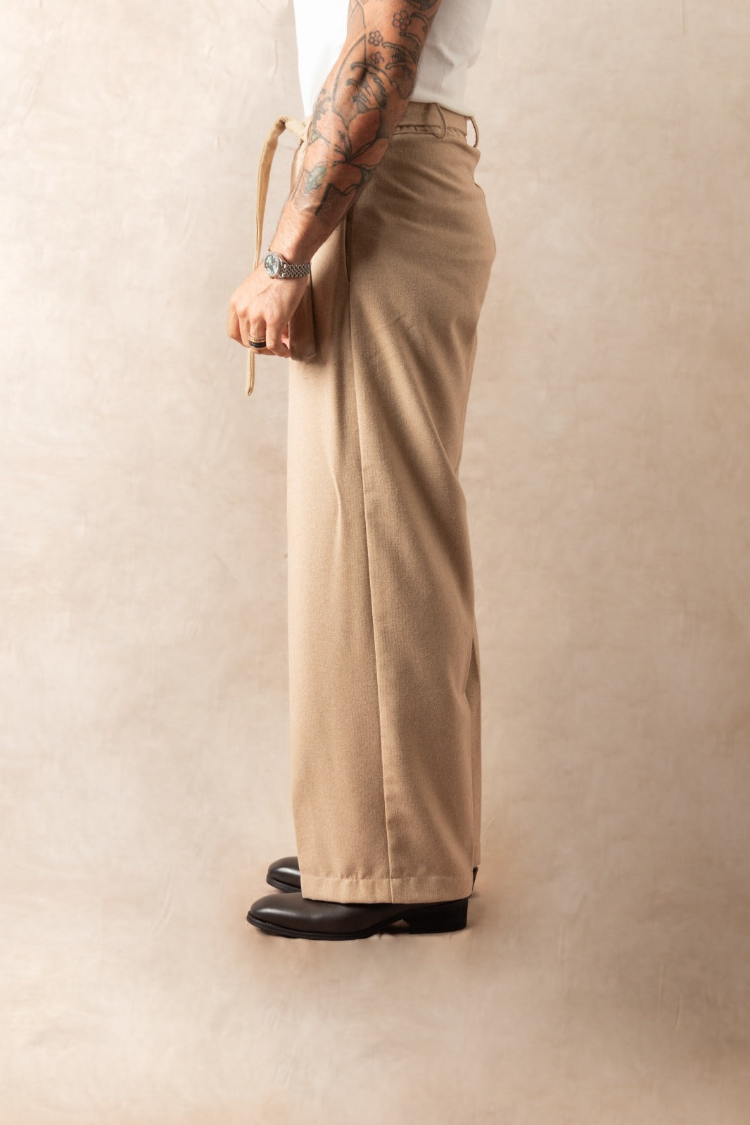 Pantalone Palazzo Con Bottone In Lana Beige